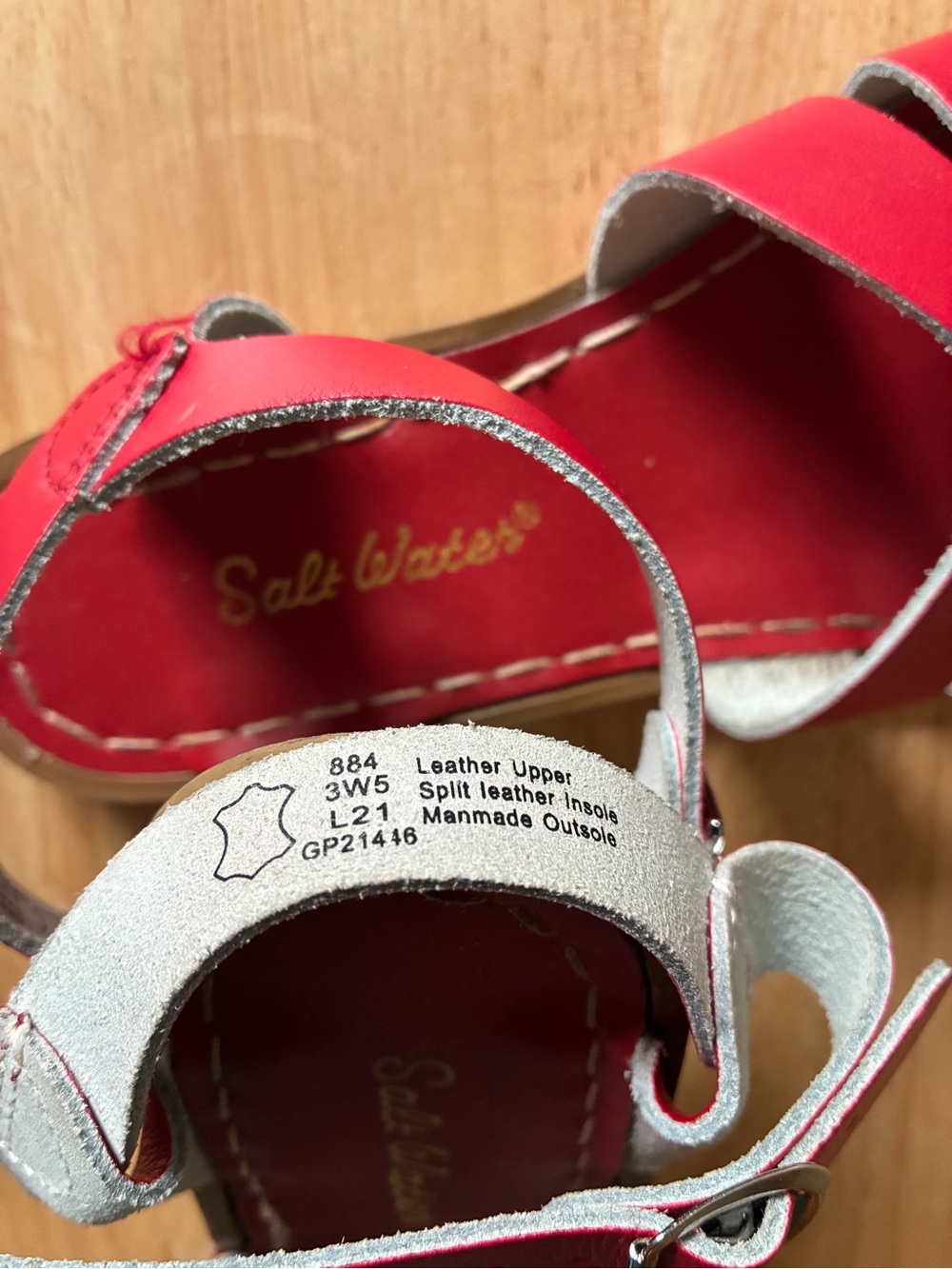 Salt Water Original Sandals EUC - Picture 6 of 9
